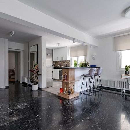 The Black Marble - Sea View, 2Br, 2Ba By Bnc アテネ エクステリア 写真